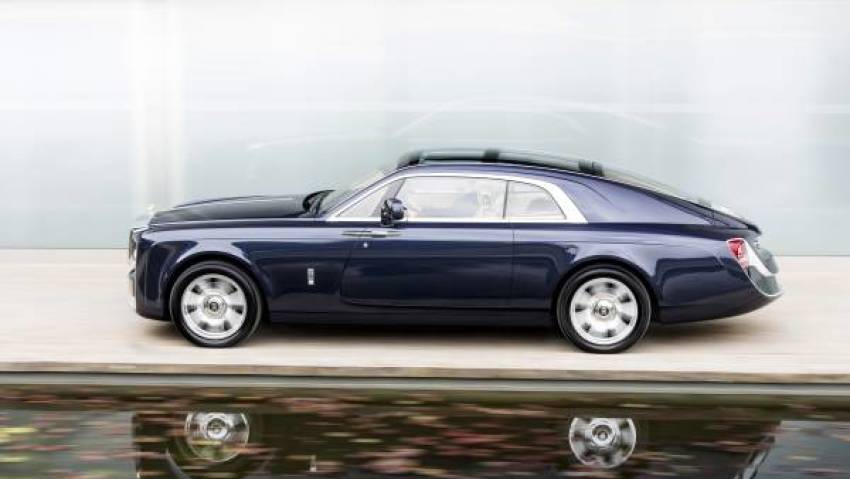 ROLLS-ROYCE PRESENTA EL AUTOMÓVIL MÁS CARO DEL MUNDO